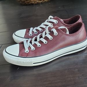 Converse leather low top unisex sneaker shoes new